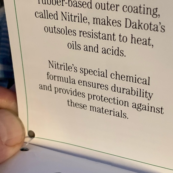 CSA Approved Steel Toe Women’s shoes - Picture 11 of 12